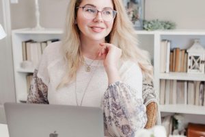 How I Make Money Selling Digital Products on Medium